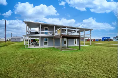 965 Porpoise Drive, Palacios, TX 77465 - Photo 4
