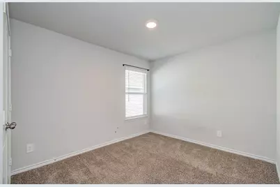 1013 Fannin, Brenham, TX 77833 - Photo 10