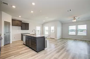 1013 Fannin, Brenham, TX 77833 - Photo 12