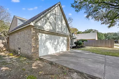 13514 Clayton Hill Drive, Houston, TX 77041 - Photo 2