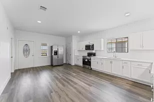 365 Rd 5605, Cleveland, TX 77327 - Photo 8