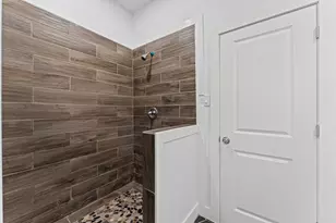 365 Rd 5605, Cleveland, TX 77327 - Photo 18