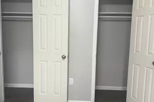 9745 Long Point Rd, Houston, TX 77055 - Photo 8