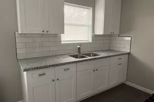 9745 Long Point Rd, Houston, TX 77055 - Photo 14