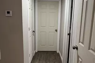 9745 Long Point Rd, Houston, TX 77055 - Photo 10