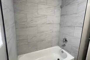 9745 Long Point Rd, Houston, TX 77055 - Photo 4