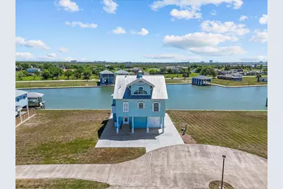 2000 Laguna Harbor Cove Boulevard, Port Bolivar, TX 77650 - Photo 1