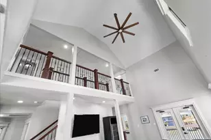 2000 Laguna Harbor Cove Blvd, Port Bolivar, TX 77650 - Photo 10