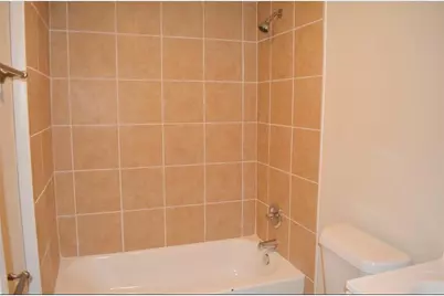 3007 Grovey Street #B, Houston, TX 77026 - Photo 14