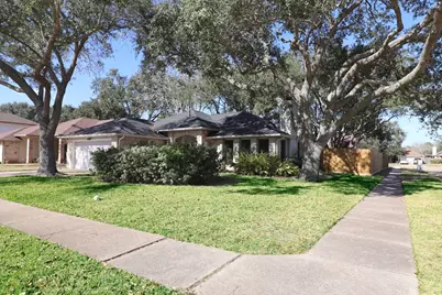 2120 Bennigan Street, League City, TX 77573 - Photo 2