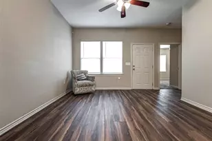 4918 Carmen St, Houston, TX 77033 - Photo 10