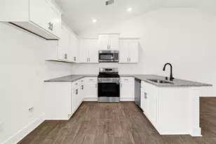 9352 Hard Rock Rd, Conroe, TX 77303 - Photo 10