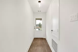 9352 Hard Rock Rd, Conroe, TX 77303 - Photo 4