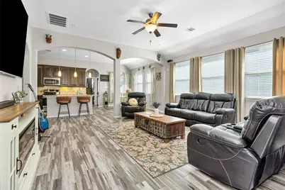 409 Billingsgate Chase, Conroe, TX 77304 - Photo 8