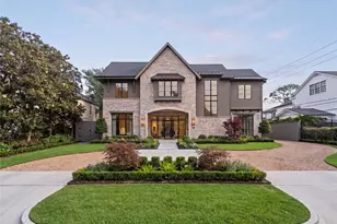 827 Rocky River Rd, Houston, TX 77056 - Photo 1