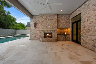 827 Rocky River Rd, Houston, TX 77056 - Photo 50
