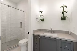 827 Rocky River Rd, Houston, TX 77056 - Photo 24