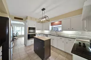 1012 Candlelight Ln, Houston, TX 77018 - Photo 18