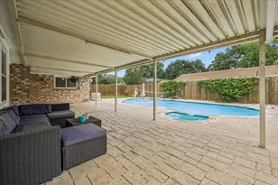 6215 Rena St, Houston, TX 77092 - Photo 18