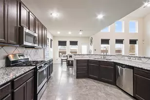 17922 Silver Bend Dr, Humble, TX 77346 - Photo 14