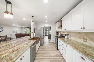 2841 Dominique Dr, Galveston, TX 77551 - Photo 10