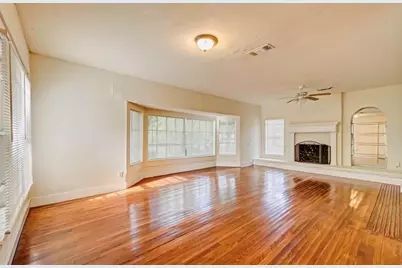 6109 Saxon Drive #A, Houston, TX 77092 - Photo 4