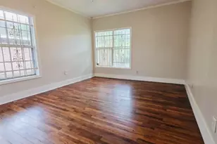 6109 Saxon Dr, Houston, TX 77092 - Photo 6