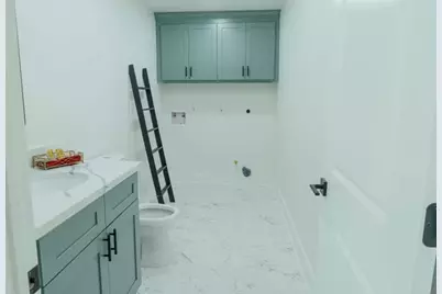 5203 Brookmeade Drive, Houston, TX 77045 - Photo 12