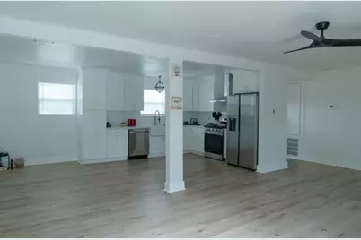 5203 Brookmeade Drive, Houston, TX 77045 - Photo 4