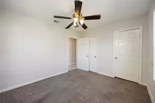 5934 Belcrest St, Houston, TX 77033 - Photo 8