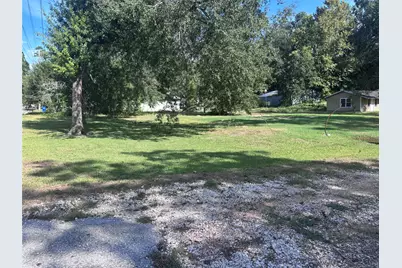 404 E Abbey Street, Livingston, TX 77351 - Photo 6