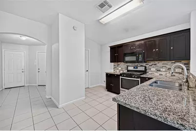 10907 Barker Gate Court, Cypress, TX 77433 - Photo 8