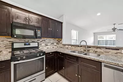 10907 Barker Gate Court, Cypress, TX 77433 - Photo 12