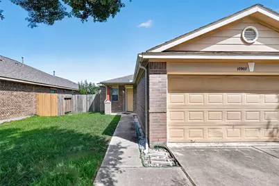 10907 Barker Gate Court, Cypress, TX 77433 - Photo 6