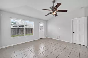 10907 Barker Gate Ct, Cypress, TX 77433 - Photo 20