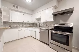 2503 McCue Rd, Houston, TX 77056 - Photo 2