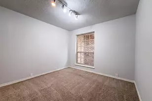 2503 McCue Rd, Houston, TX 77056 - Photo 4