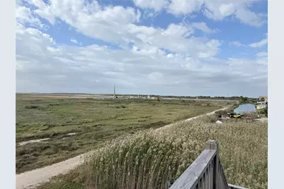 1217 N Monkhouse Drive, Crystal Beach, TX 77650 - Photo 26