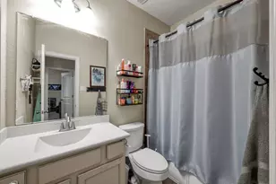 676 Oak Cir Dr E, Conroe, TX 77301 - Photo 30