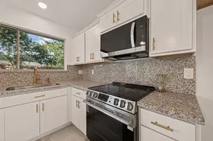 16619 Tibet Rd, Friendswood, TX 77546 - Photo 8