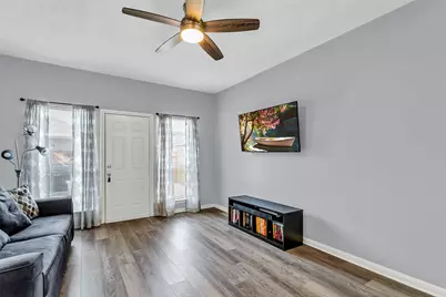 3925 Lowden Street #B, Houston, TX 77051 - Photo 12