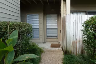 2100 Tanglewilde St, Houston, TX 77063 - Photo 2