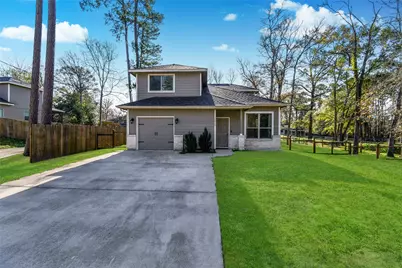 10410 Royal Magnolia Drive, Conroe, TX 77303 - Photo 2