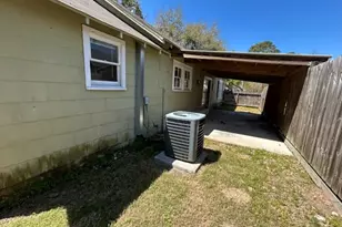 400 N Stevenson St, Eagle Lake, TX 77434 - Photo 4