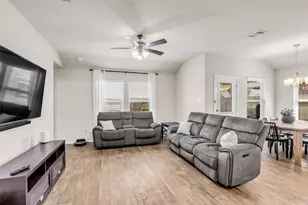 3910 Hybrid Ct, Baytown, TX 77521 - Photo 16