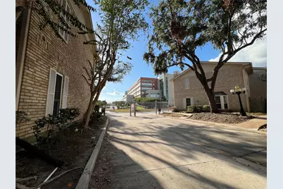 7575 Cambridge Street #1103, Houston, TX 77054 - Photo 36
