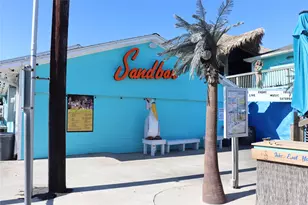 4123 Reeves Dr, Galveston, TX 77554 - Photo 24