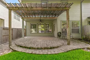 139 Ledgestone Pl, The Woodlands, TX 77382 - Photo 36