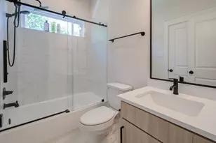 5309 Donovan Gdns Ln, Houston, TX 77091 - Photo 16