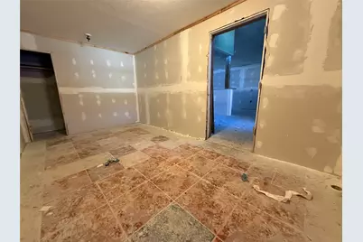 719 County Rd 3880, Cleveland, TX 77328 - Photo 44